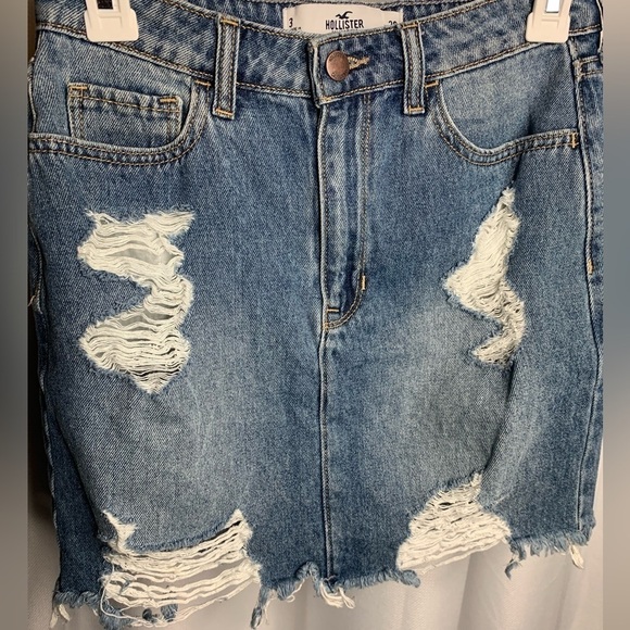 HOLLISTER Ultra High-Rise denim skirt - Picture 2 of 6
